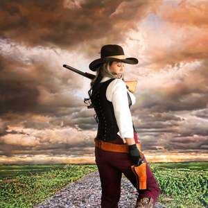 Meet your Posher, Laurie